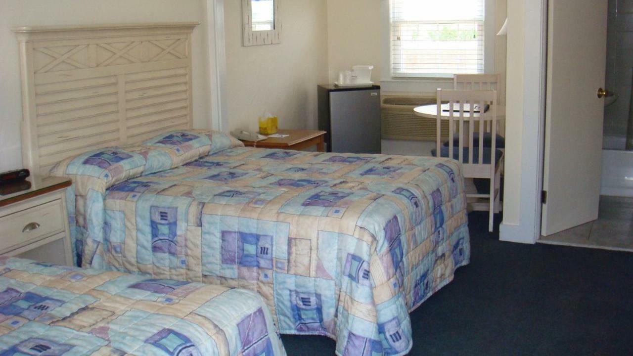 The Colony Beach Motel Dennisport Esterno foto