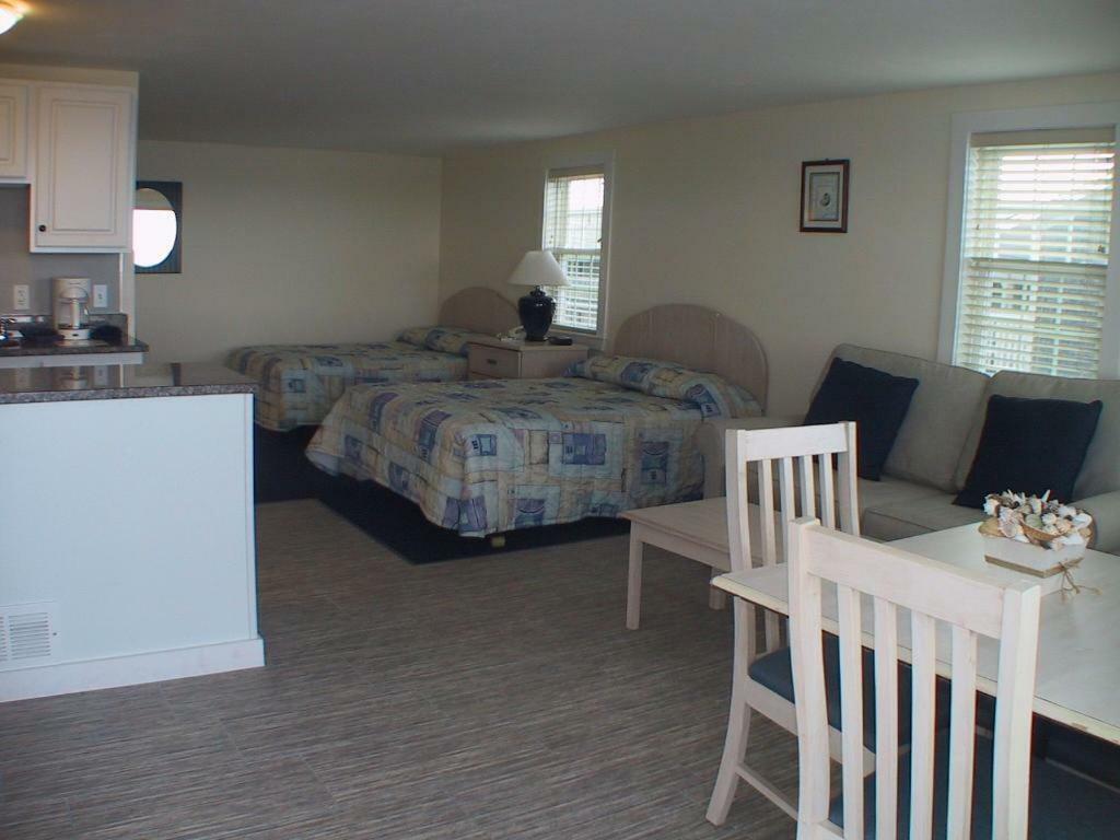 The Colony Beach Motel Dennisport Esterno foto